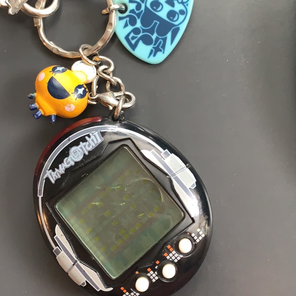 Original Bandai Tamagotchi Music Star